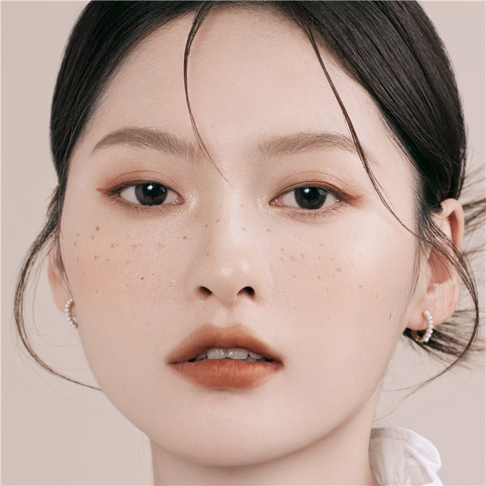 https://images.sigocontacts.com/products/contacts/700-700/2024112632350973.jpg