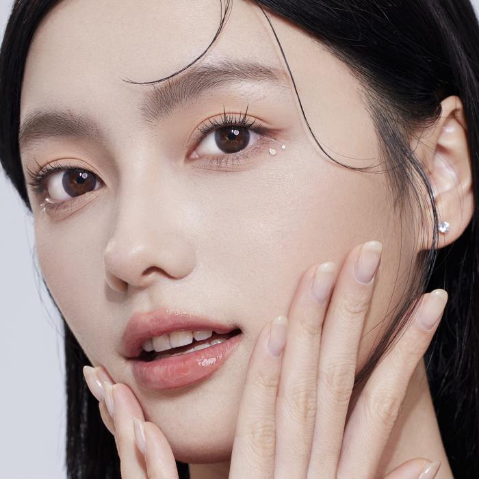 https://images.sigocontacts.com/products/contacts/700-700/20251015183636783ce490ad1.jpg