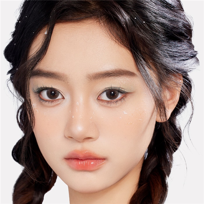 https://images.sigocontacts.com/products/contacts/700-700/202534102536402.jpg